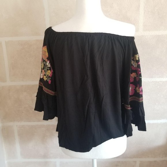 Altar’d State Off The Shoulder Black Top Blouse - Picture 4 of 12